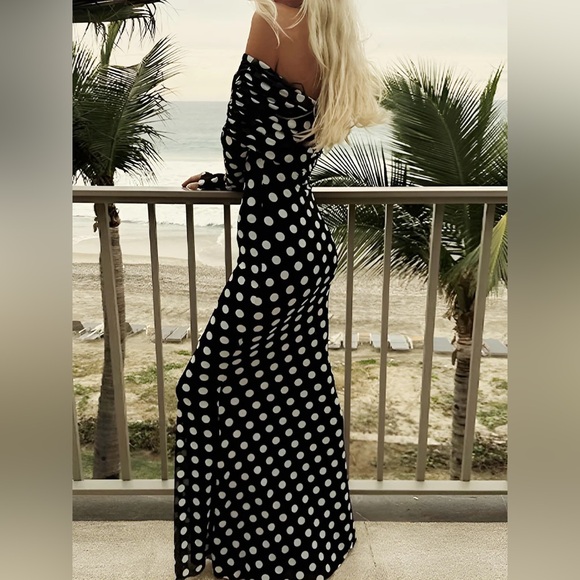 Black & white mesh long sleeve off shoulder maxi dress - stretchy & fully lined - Picture 4 of 5